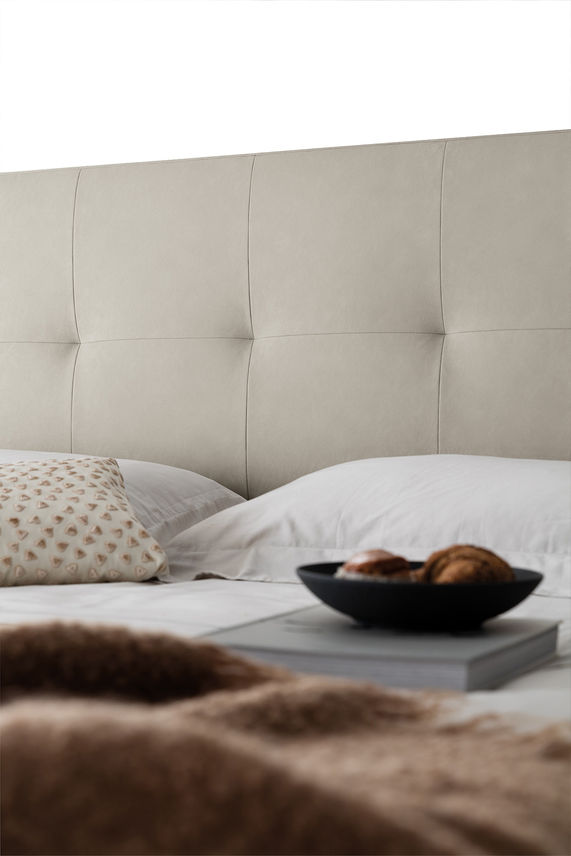 Letto_Dots_2.jpg